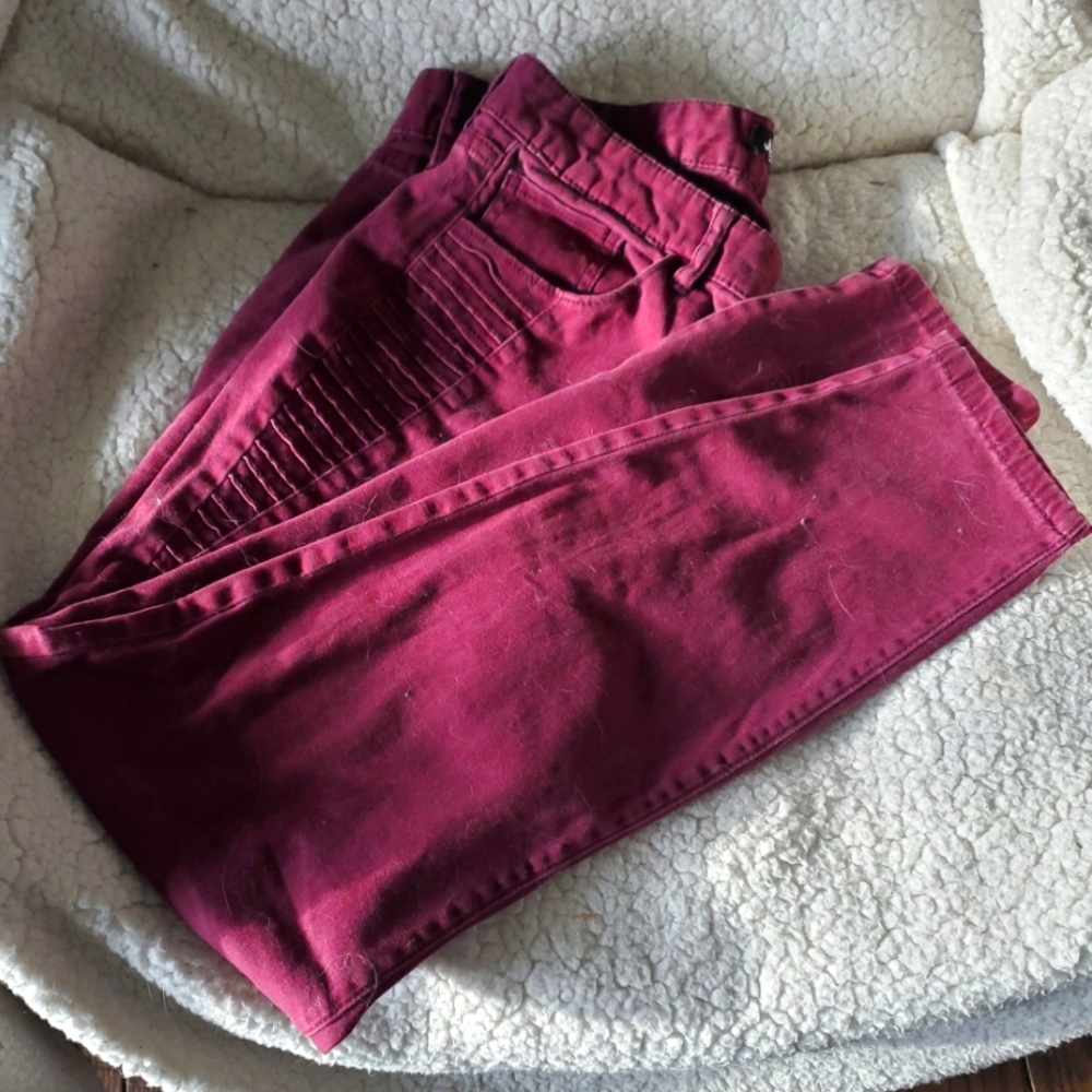 Joe Fresh Burgandy super soft jeans, size 8